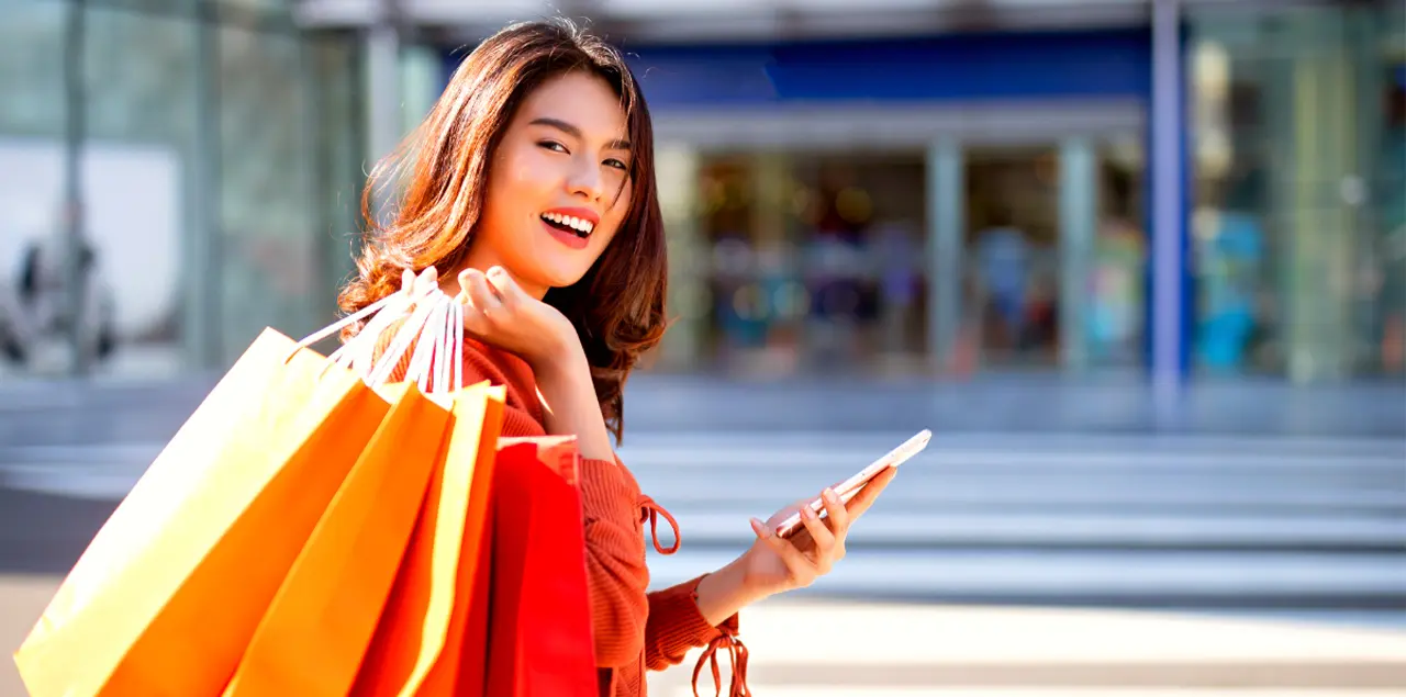 Mulher Fazendo Compras